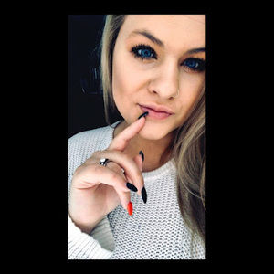 Meet your Posher, Rebekah